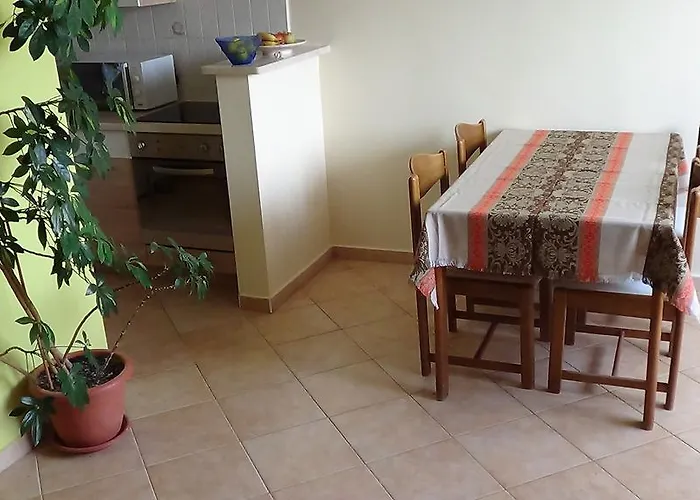 شقة Bella