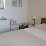 Apartament Bella *